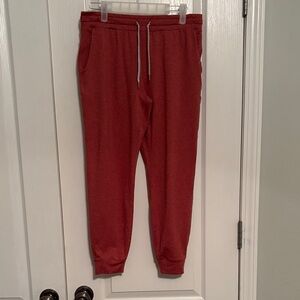 Vuori Women’s Burnt Orange Performance Jogger size XS